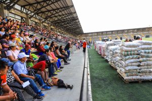 MUNICIPIO DE ATE ENTREGA 10 TONELADAS DE ALIMENTOS A COMEDORES POPULARES Y OLLAS COMUNES